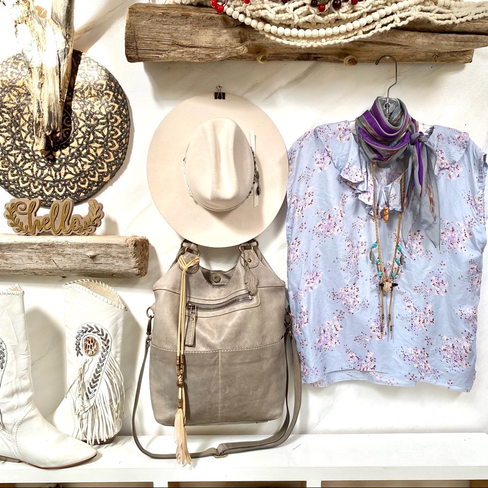 Boho Vintage Silk ruffled blouse w prairie/floral lavender country feel